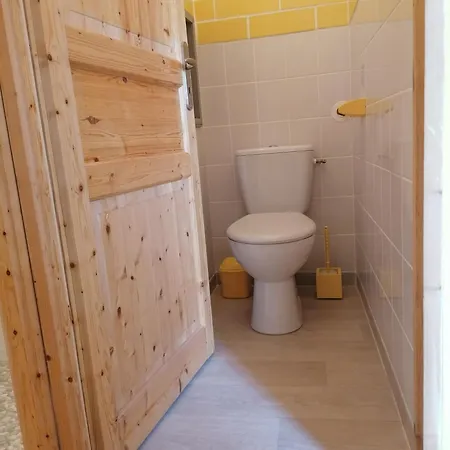 Le Domaine Du Plessis Holiday home Les Landes-Genusson